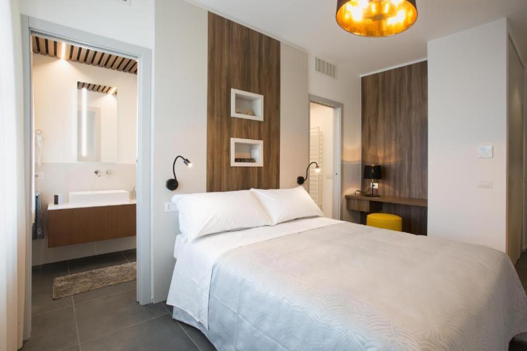 Guest house Enjoy Garden - Flavio Baracchini 9 -